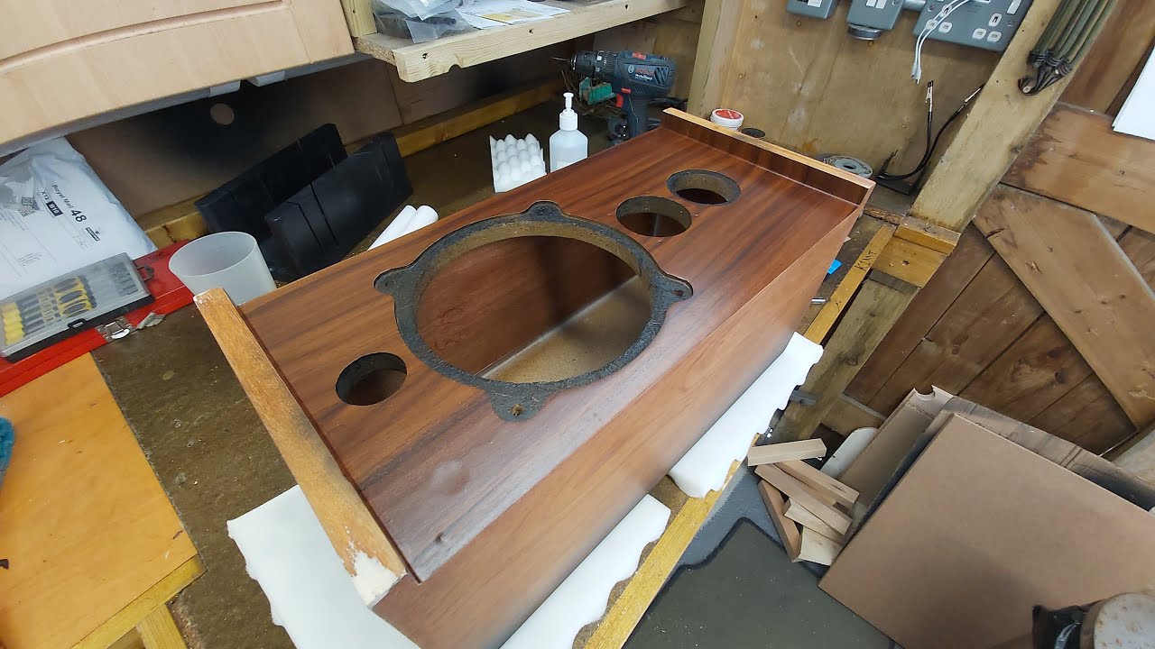 B&W DM4 Speakers Part 2