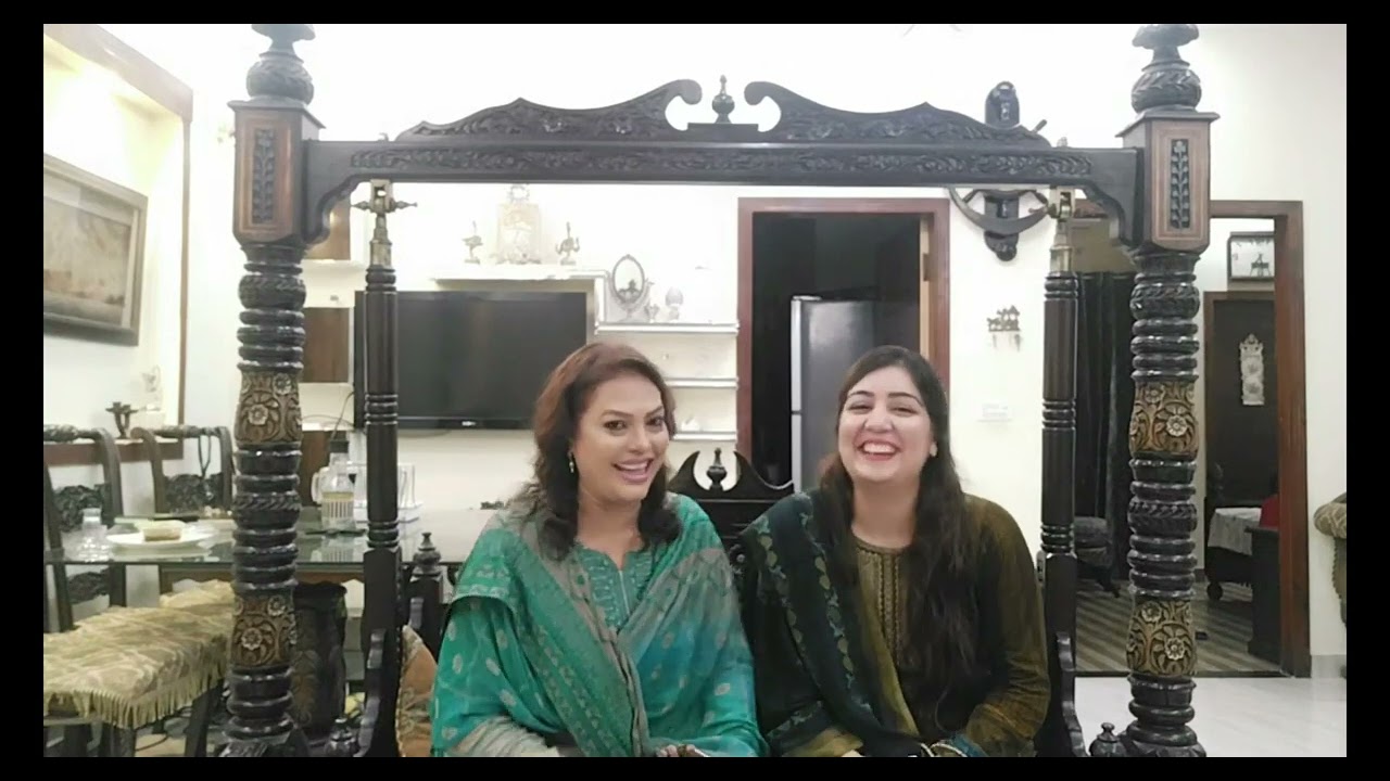 Bahu Ko Kesay Rehna Chaiay