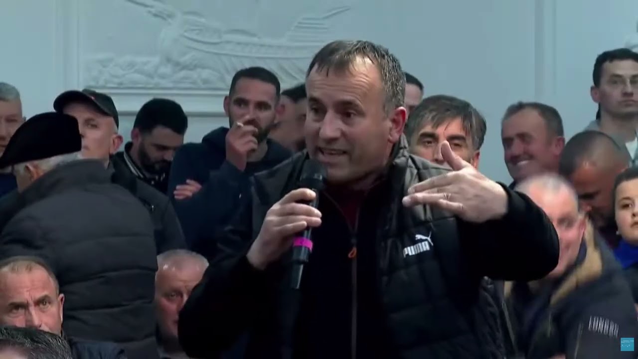 Top Channel/ ‘S’kemi pse të protestojmë në Tiranë’, Demokrati në Durrës:Durrsakët s’ka pse të...