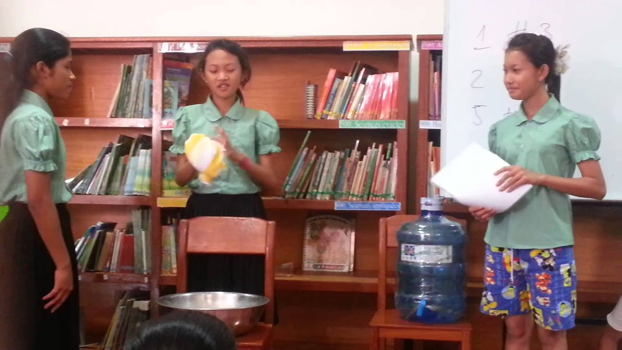 Hands washing role play 8D