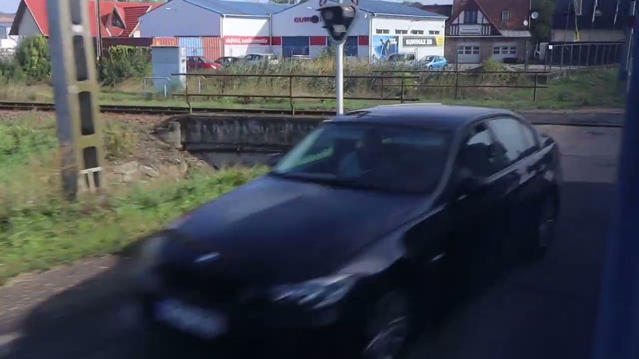 [Vlog] CSAK VASÁRNAPONTA KÖZLEKEDŐ BUSZJÁRAT AMI 2 MEGÁLLO EREJÉ IG MEGY FEL AZ AUTOPÁLYÁRA