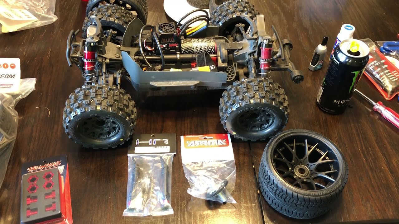 Arrma Granite 4x4 BLX 6s Hot Racing axle and steel slipper clutch installed