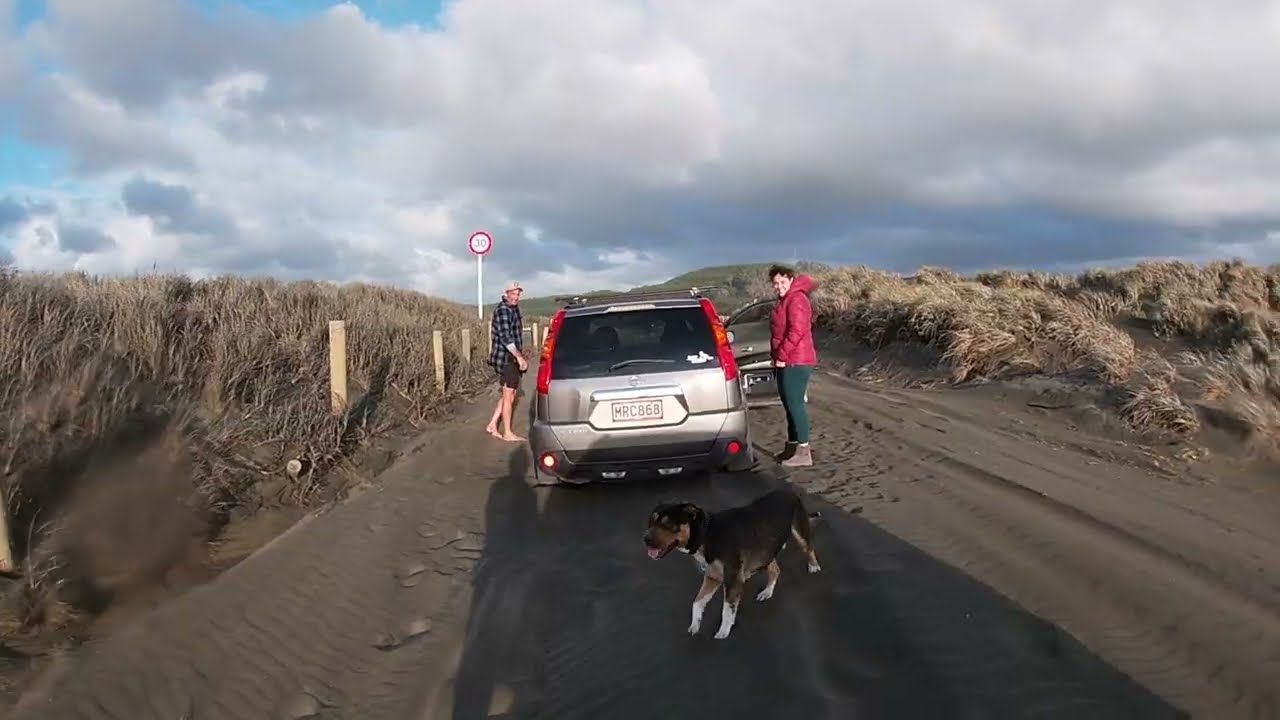 SHake Ya Ass Kiteloops Muriwai 4x4 recovery