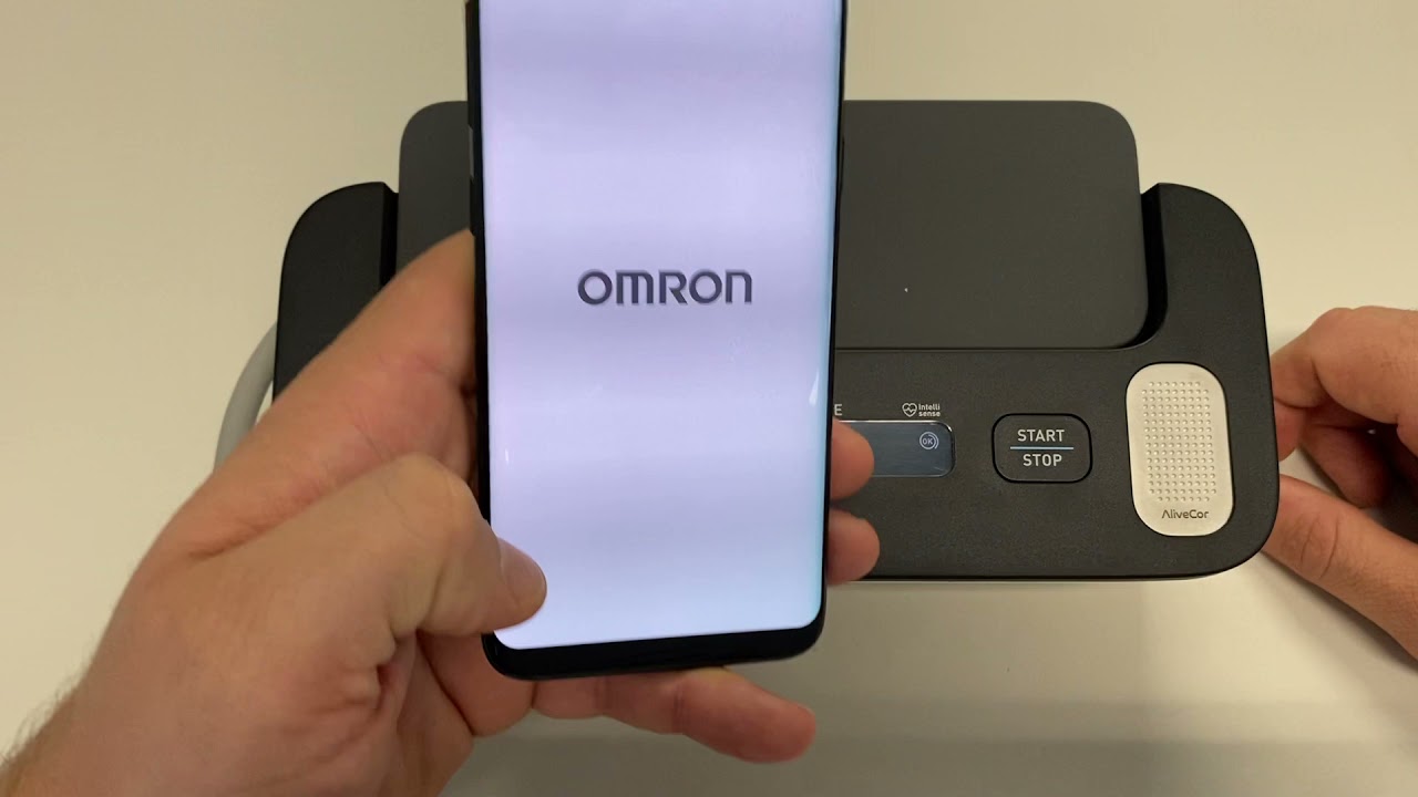 Productvideo Omron Complete bloeddrukmeter en ECG apparaat in één