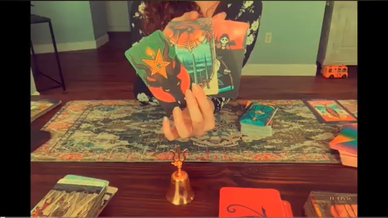 Коварные сотрудники школы заключили контракт на нападение на вас и вашего ребенка из-за жадности ...