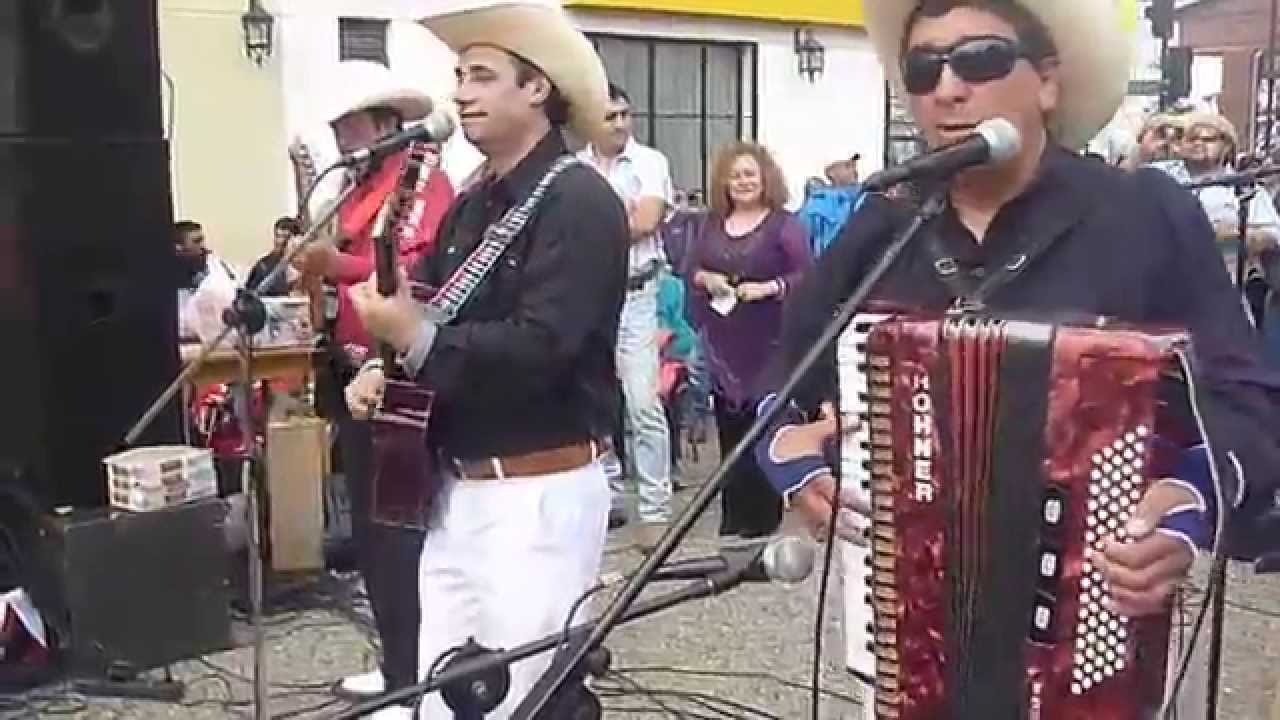 Mix de Cumbias Los Porteños En Vivoo