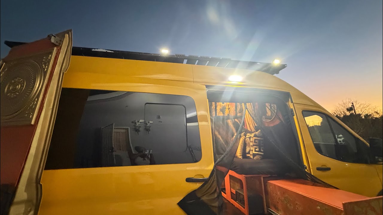 🔴 Van Life || Cooking Dinner in my van on BLM land Boondocking