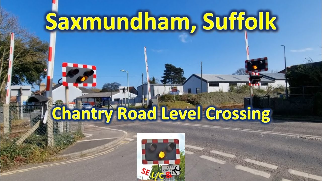 (New Barriers) Saxmundham (Chantry Road) Level Crossing, Suffolk