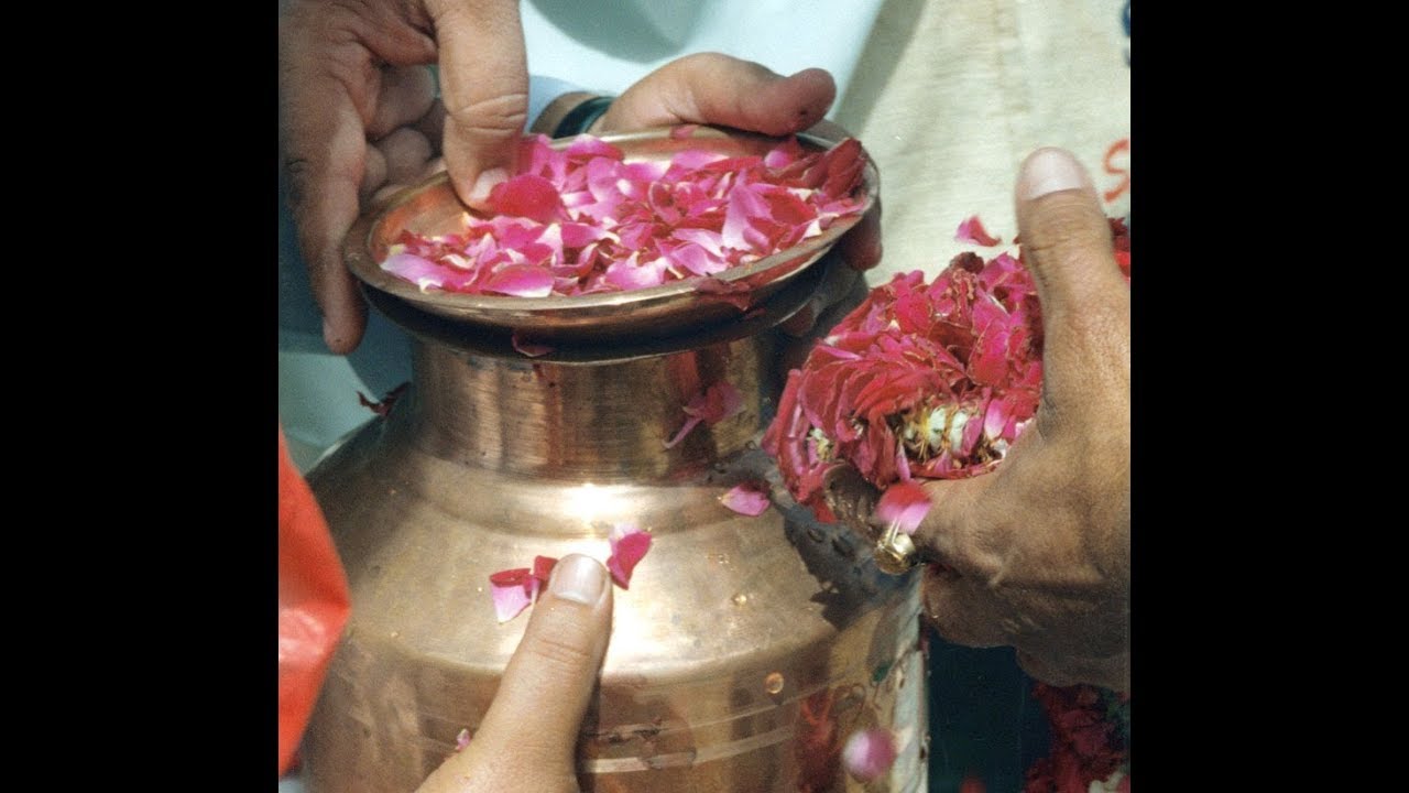 PAPAJI MAHASAMADHI - 6 September 1997 (Full Documentary)