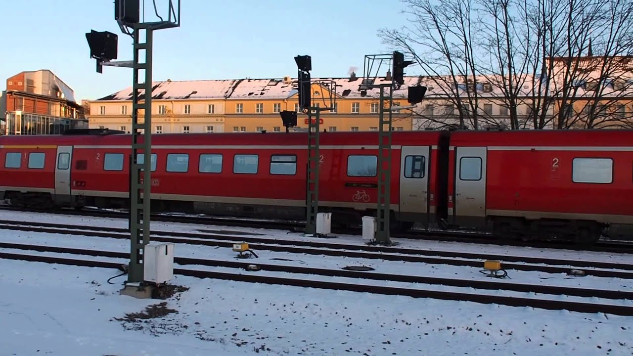 Züge, Trains, Treni - (Thüringen) Hbf Gera - Regionalverkehr/Straßenbahn n. Zwötzen