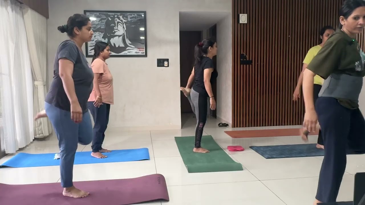 Morning yoga classes 🛑✅|Praga yoga#yoga#practice #weightloss 