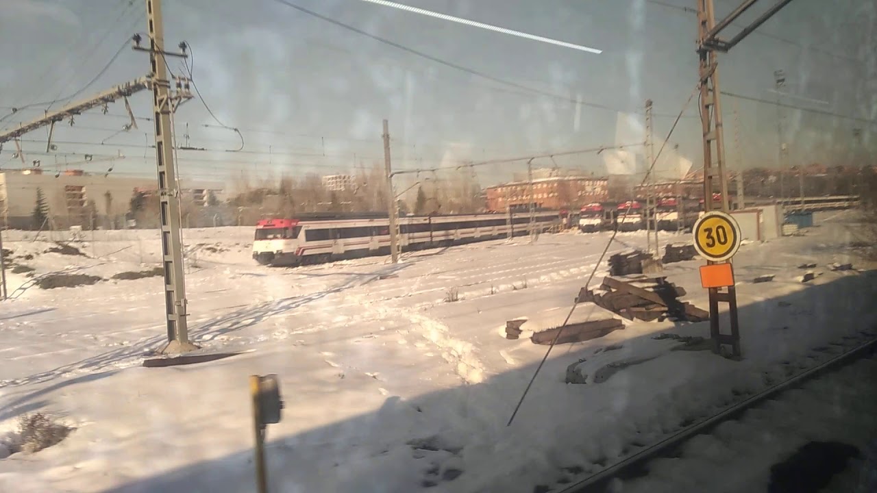 Renfe Cercanias - Linea C5 Mostoles El Soto con nieve