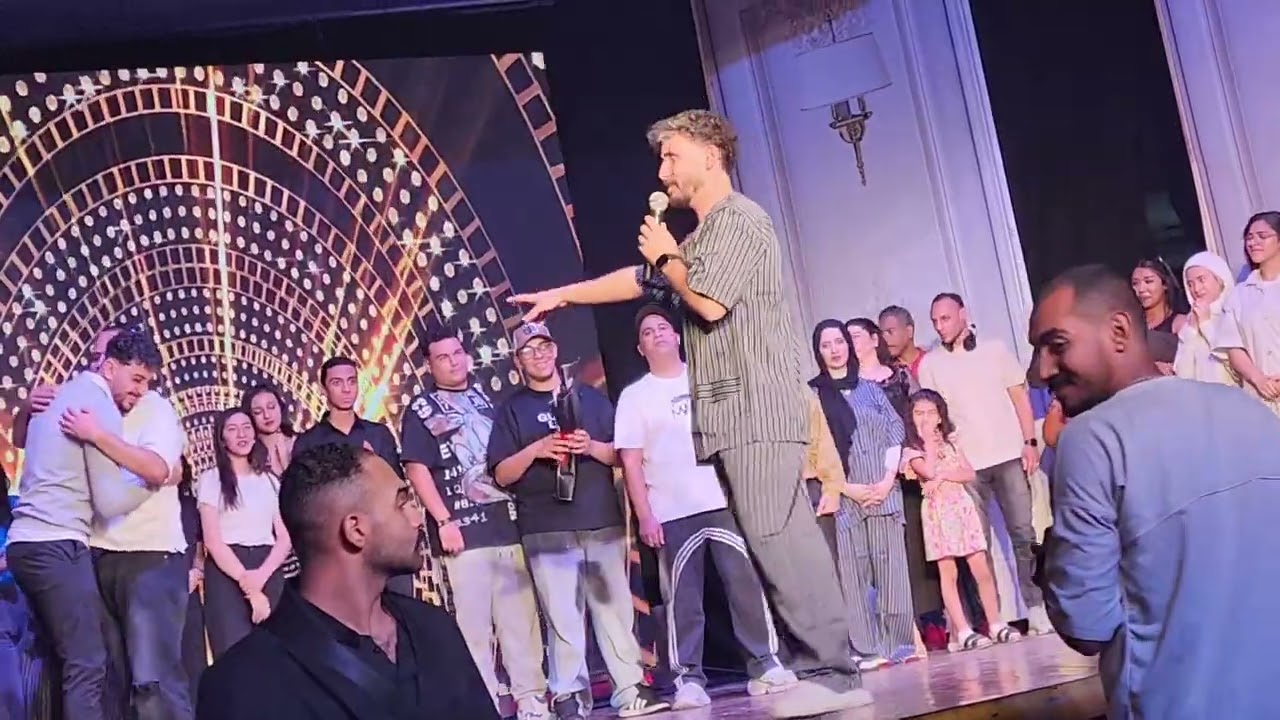جزء من مسرحيه عائله اكسبلور الكابتين حسن وخالد الكابتانو والحسين من مسرح طيبه مول #المزعجه