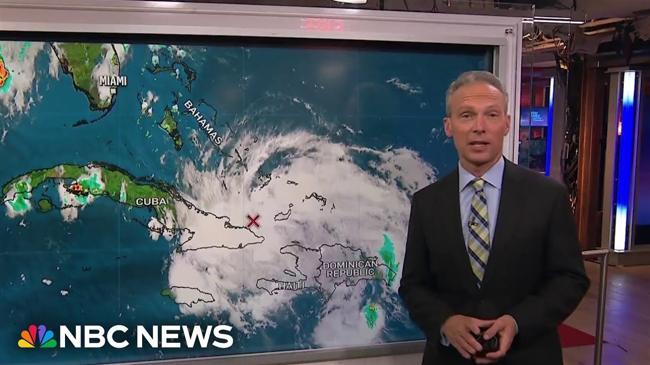 Tropical storm moves towards Southeastern U.S.