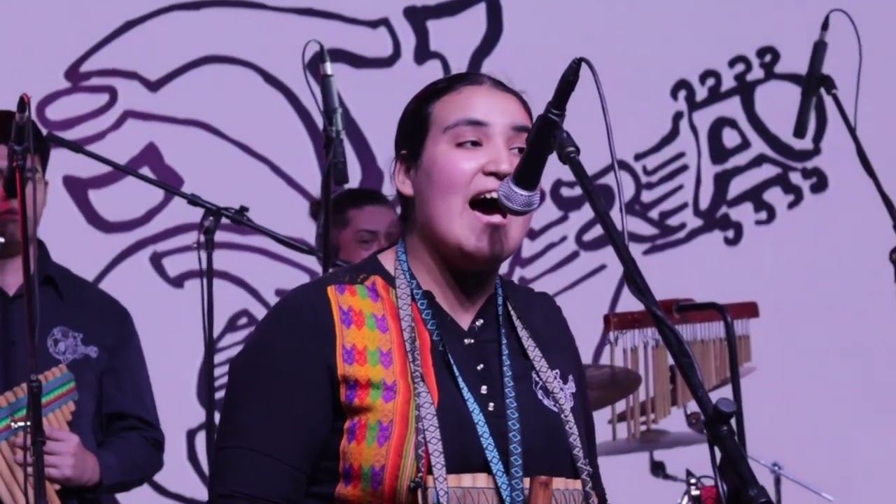 Idilio - Ati Wayra