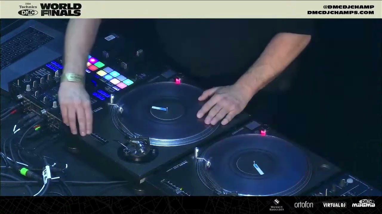 DJ CRAZY B (France) Showcase / DMC DJ Championships Finals 2024