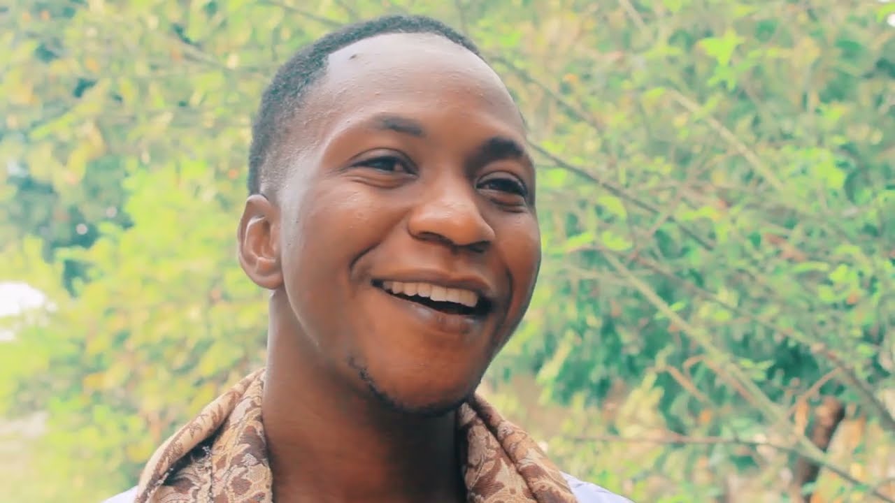 Vin gade kòman yon jèn gason pèdi yon fi poutèt yon pawòl li paka di