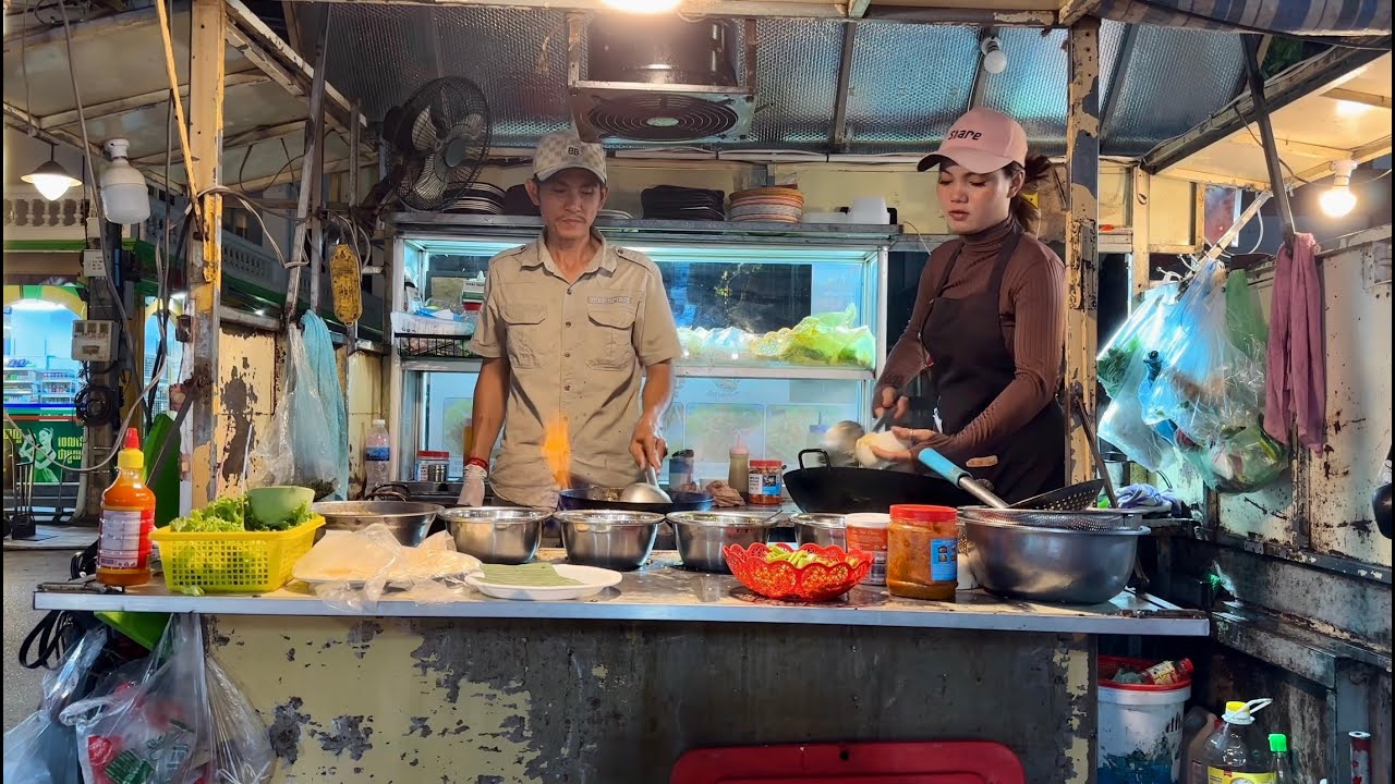 AMAZING FOOD ON A CART Collection with 2 PROFESSION CHEFS in Siem Reap