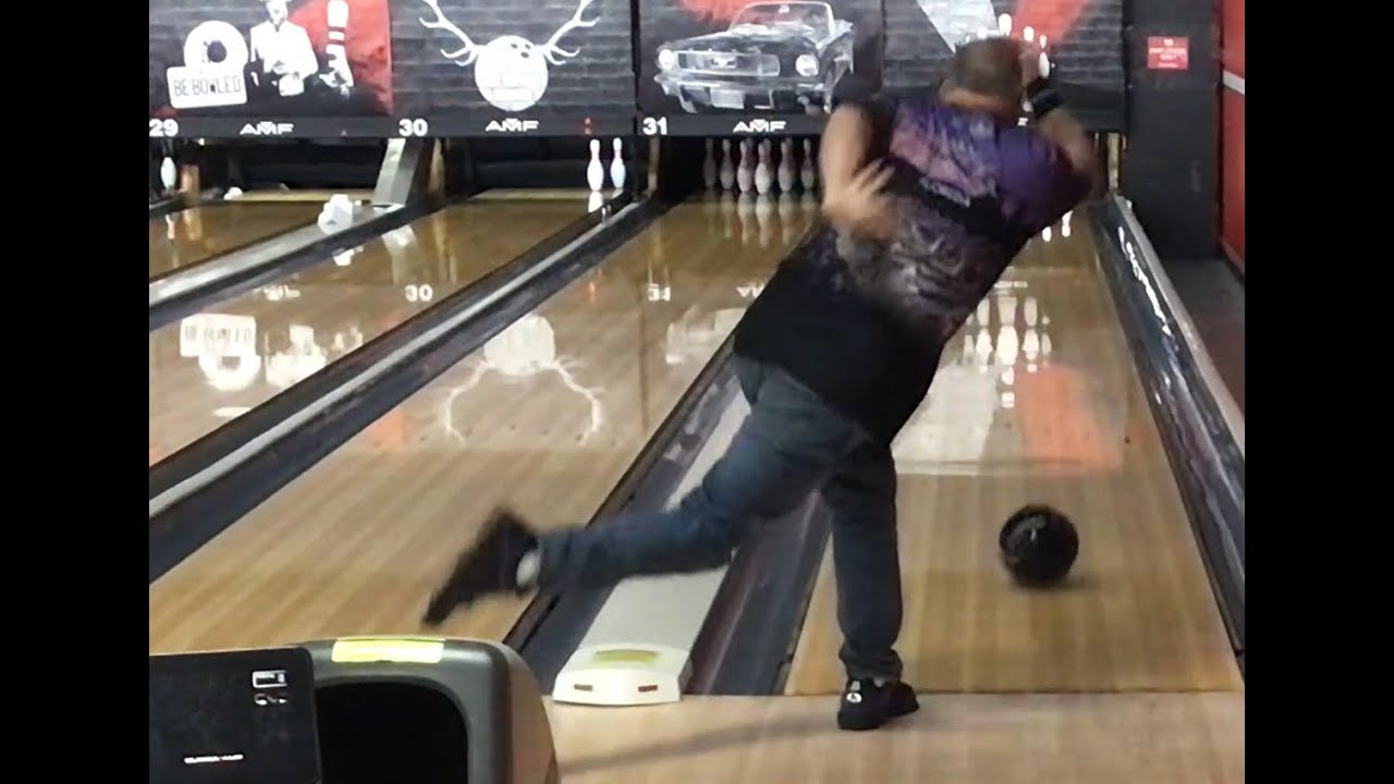 Walter Ray Williams Jr practicing right & left handed on 1-16-25 at ANF Leesburg in Leesburg FL