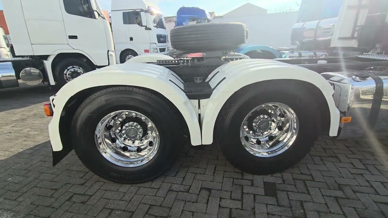 VENDIDO - - VOLVO FH 460 6X2 2020 GLOBETROTTER TOP DAS GALAXIAS DISPONÍVEL EM ESTOQUE