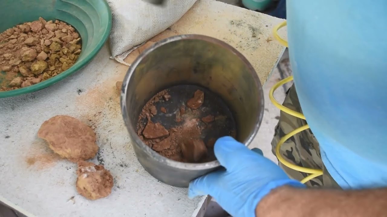 Crushing Big Gold Ore Chunks and Lumps From An Abandoned Gold Mine