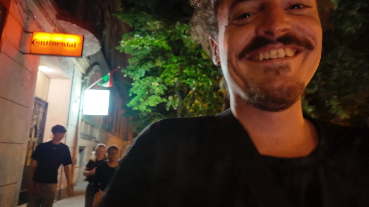 Running a Budapest Pub Crawl While Drunk 🇭🇺