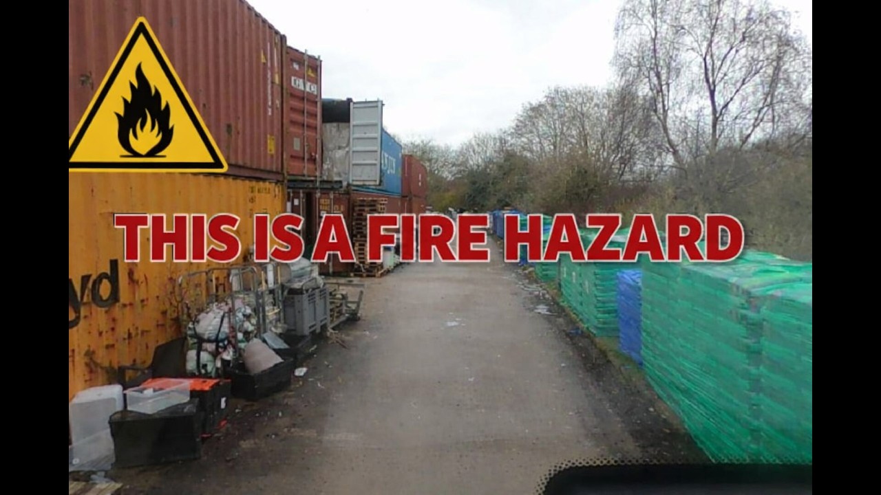 ITS A  FIRE HAZZARD !!! #hgv #lorrydriver #truckdriver R