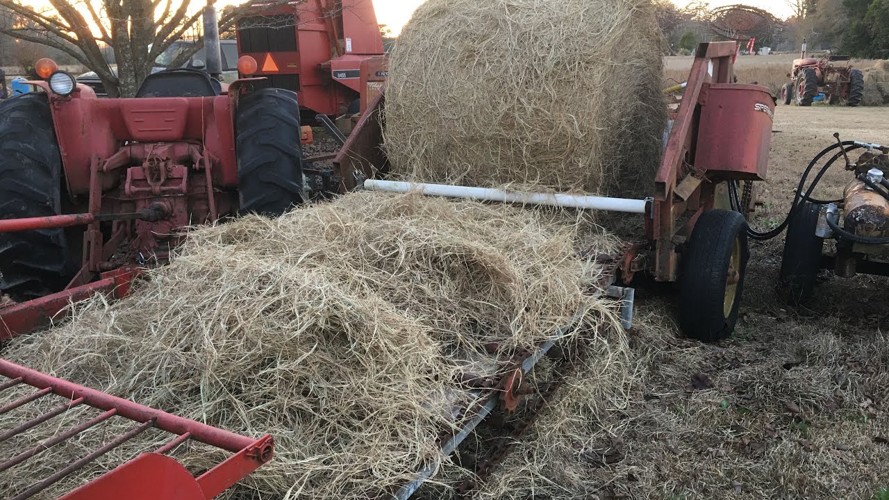 Homemade Rebaler running a few bales Gerraldfarms