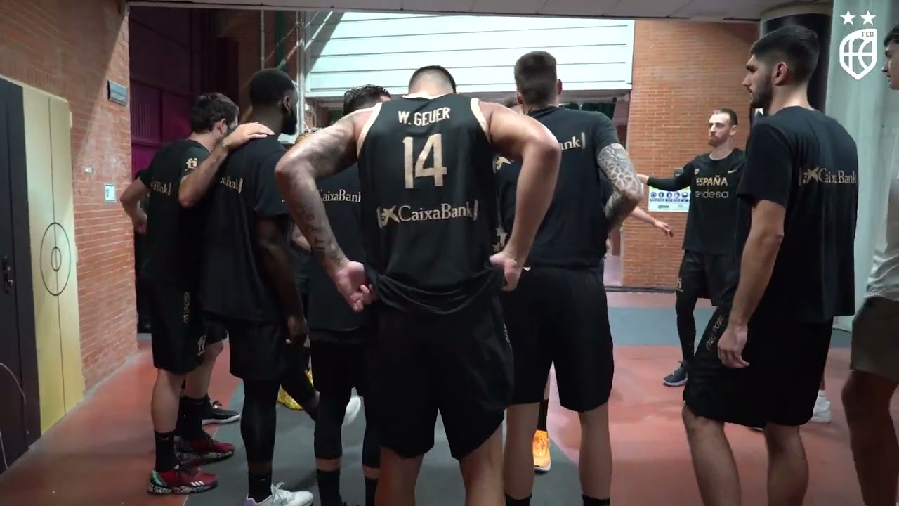 Un clásico de La Familia: su baile antes de saltar a la cancha