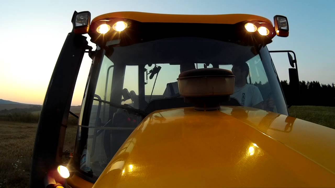 Agro-web → JCB FASTRAC 3230 → beautiful sound 2.časť