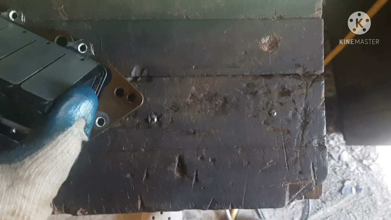 Reforming warped reed valves on 2 stroke engines