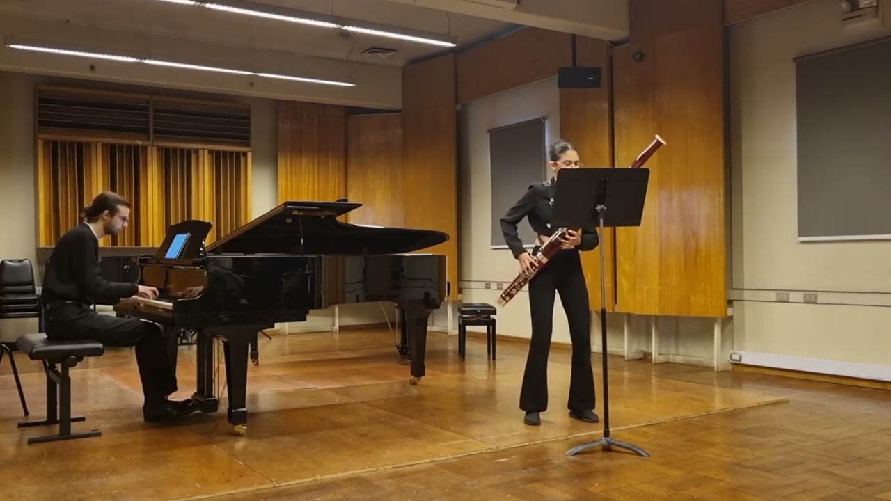 J. Besozzi. Sonata for Bassoon and Piano - Fiorella Pérez