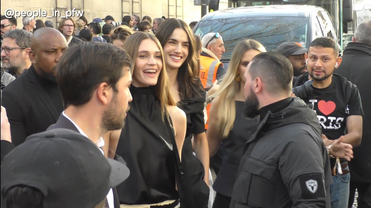 Blanca Padilla & Noel Capri Berry - Nina Ricci Fall Winter 25/26 fashion show in Paris - 07.03.2025