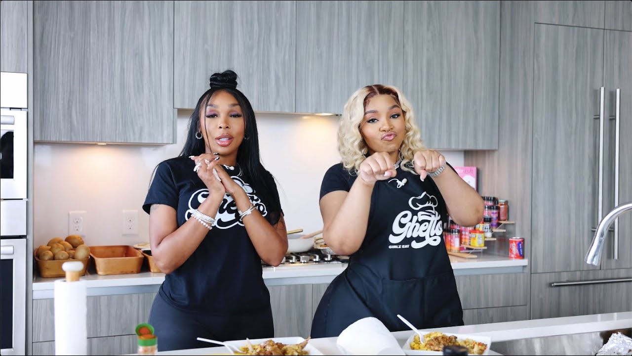 Ghetto Girlz Eat (Episode 8 w/ LightSkinKeisha)