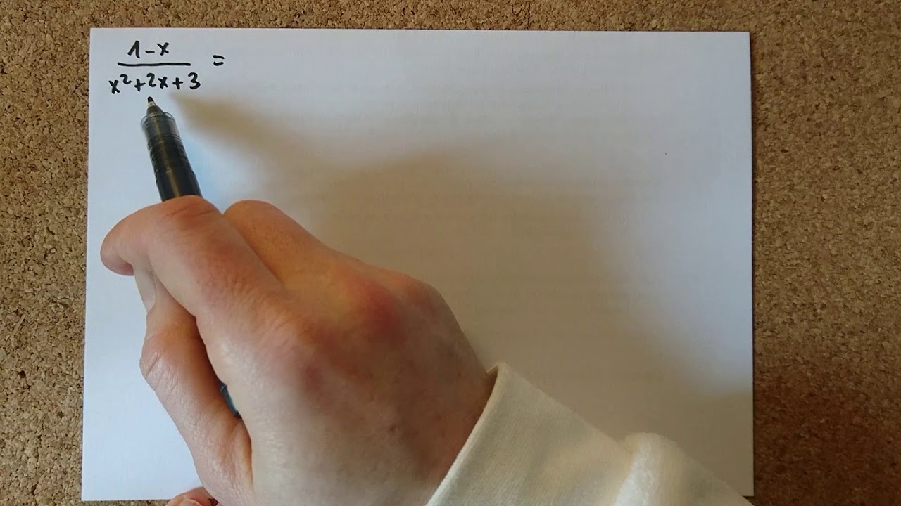 Trouver la forme de la décomposition en éléments simples d'une fraction L1 Analyse Intégration