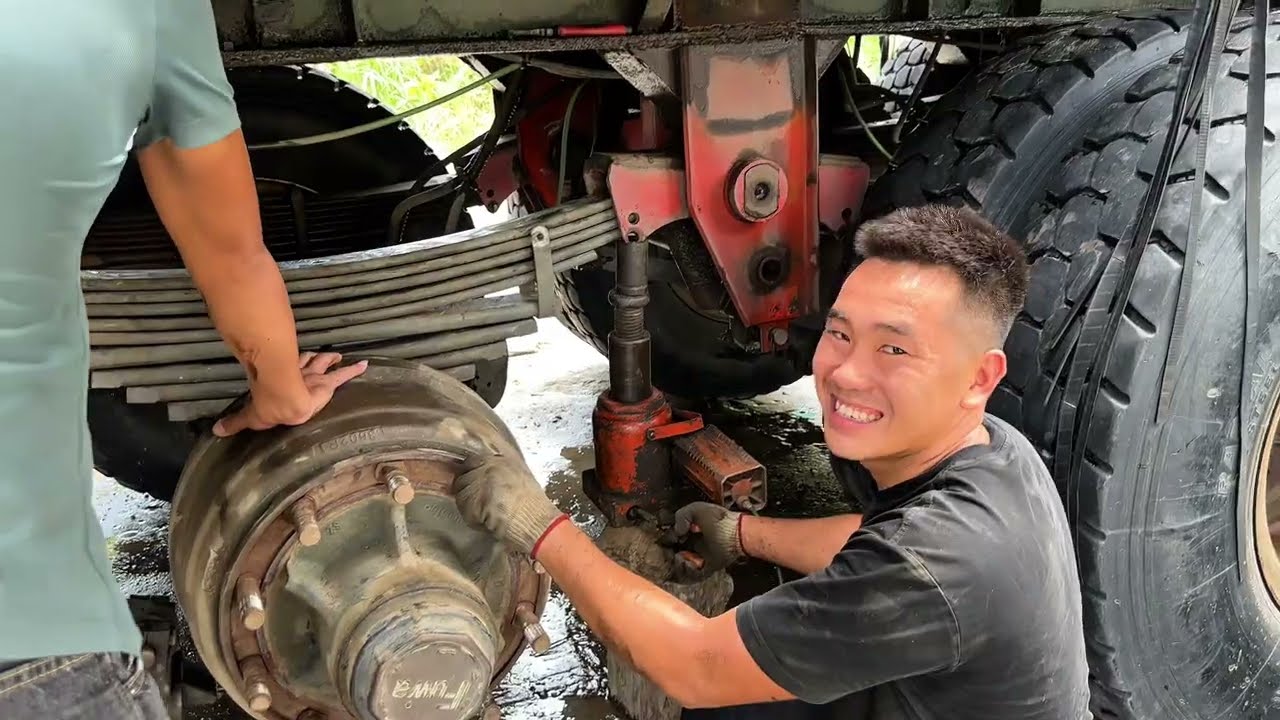 Rescue and replacement of 150 ton load springs for overloaded vehicles