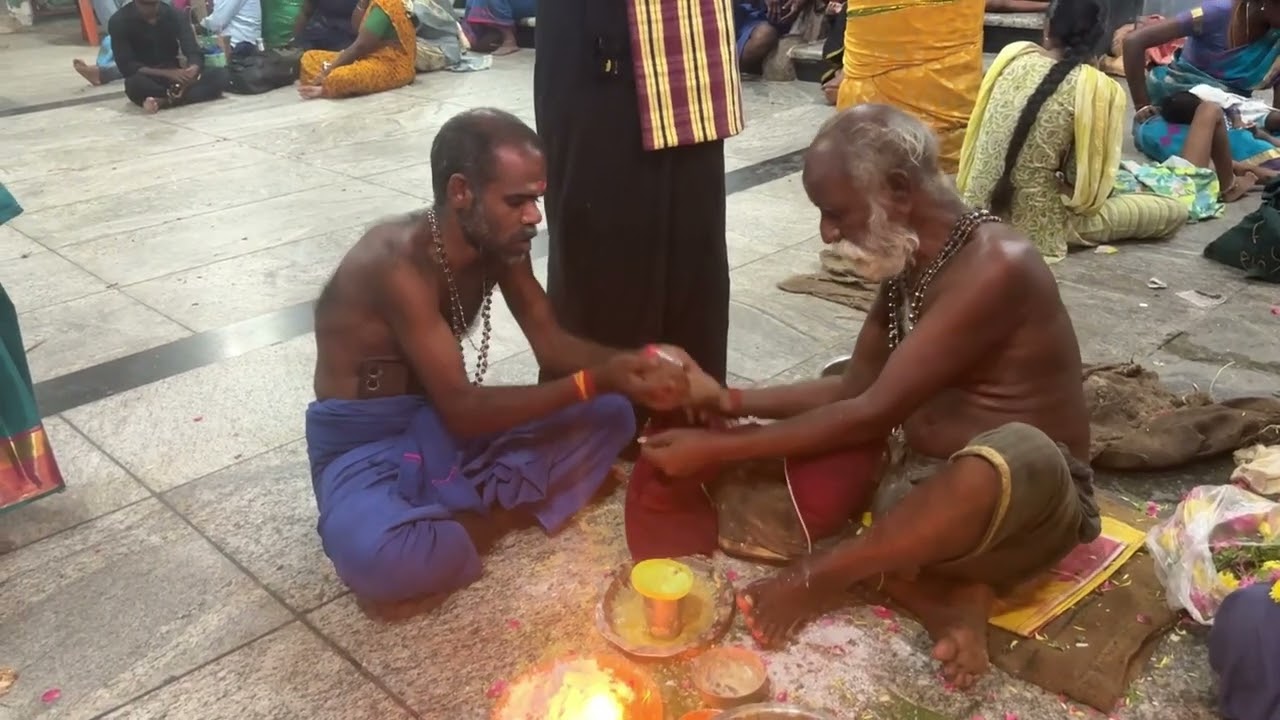 Irumudi kattuthal