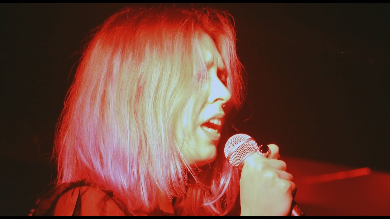 DLINA VOLNY  - BLACK CASE