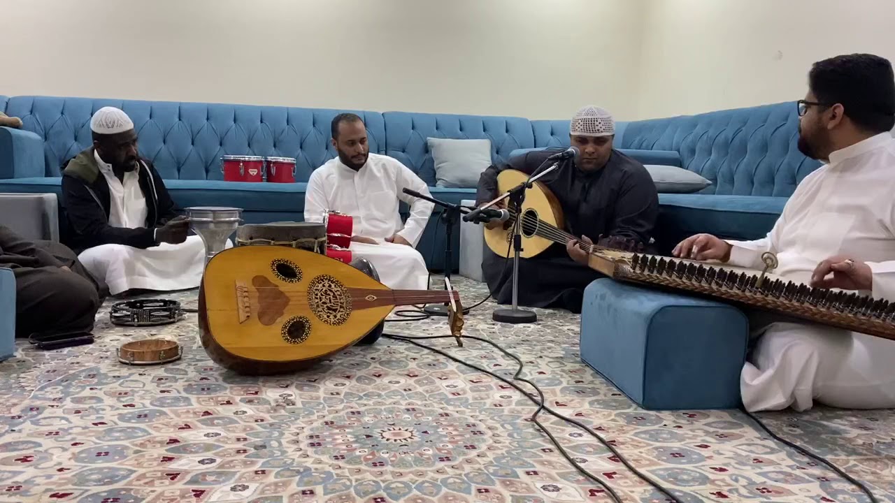 الدوفش ابوفهد جلسة تقاسيم عود صراحة اهنيك 👍😴