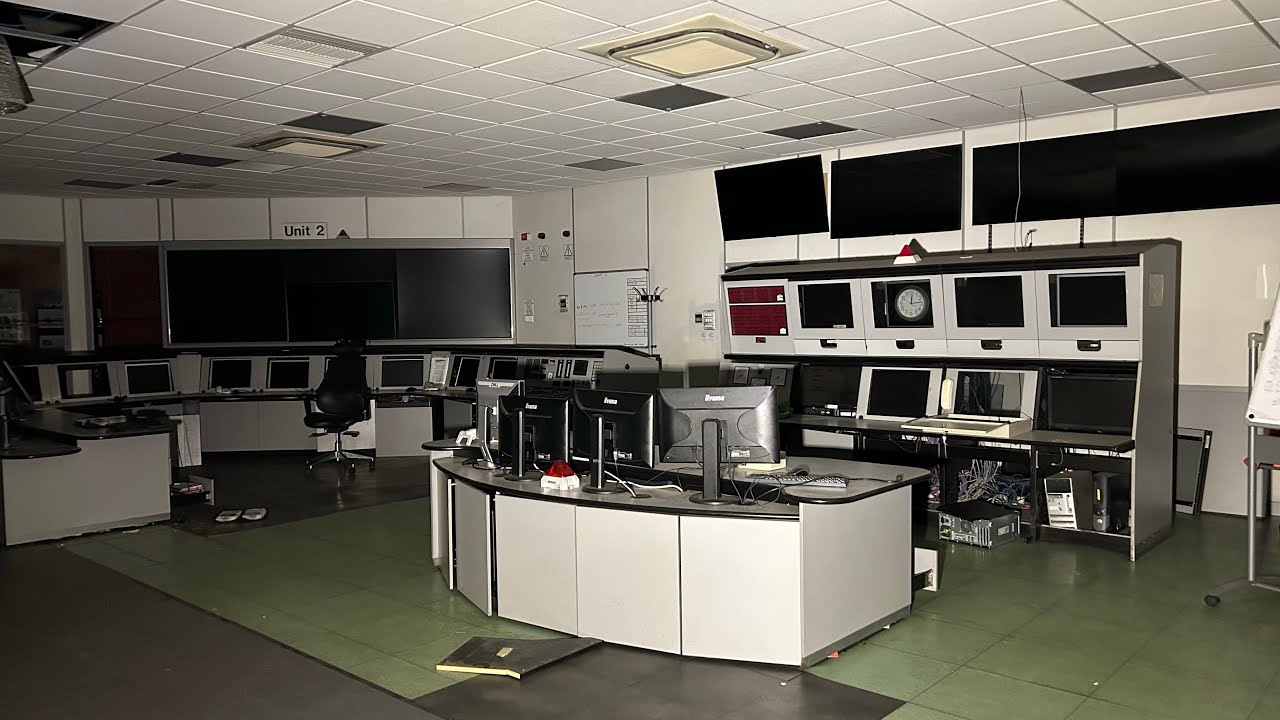 Fiddlers ferry power station control room