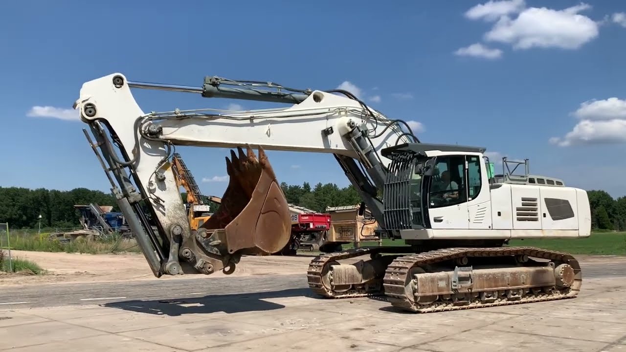 Liebherr R956 Excavator (Refnr. BM4708)