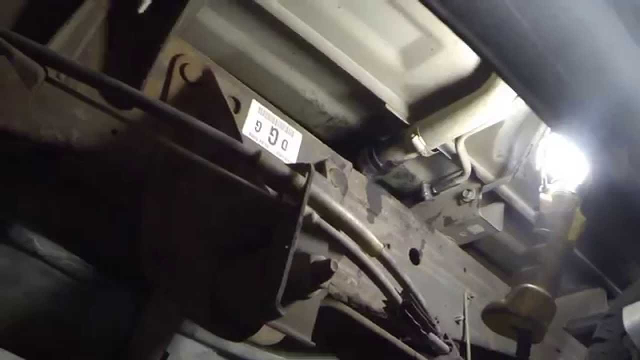 Как заменить топливный насос Ford F150 2001 года