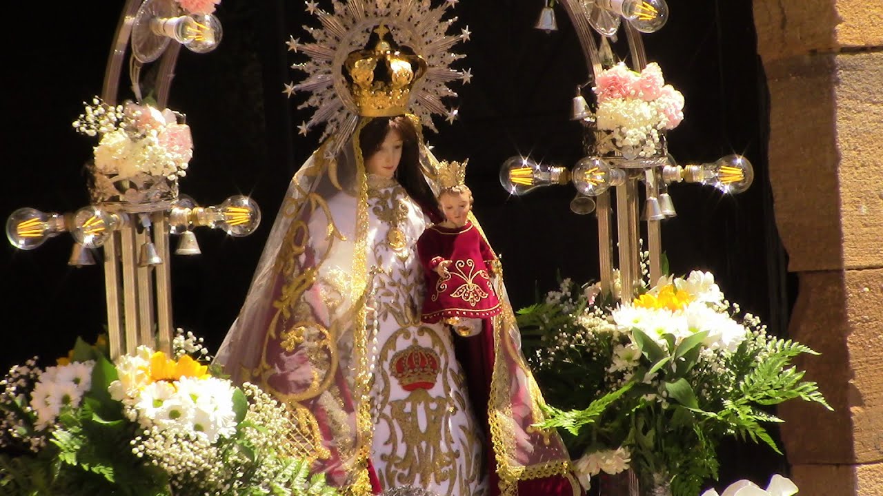 Salida de la Virgen de la Antigua hacia su ermita (2025)