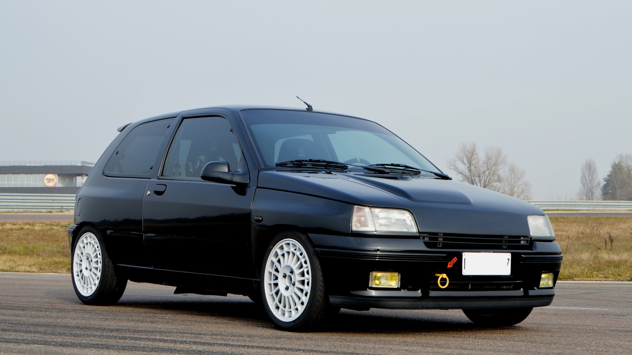 +370 HP Renault Clio 1800 Turbo - action + sound