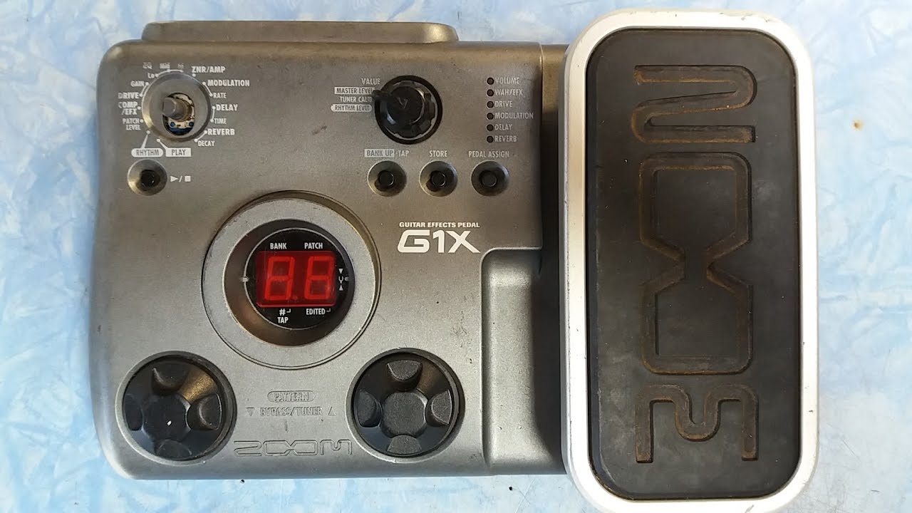 Pedaleira Zoom G1X  não liga
