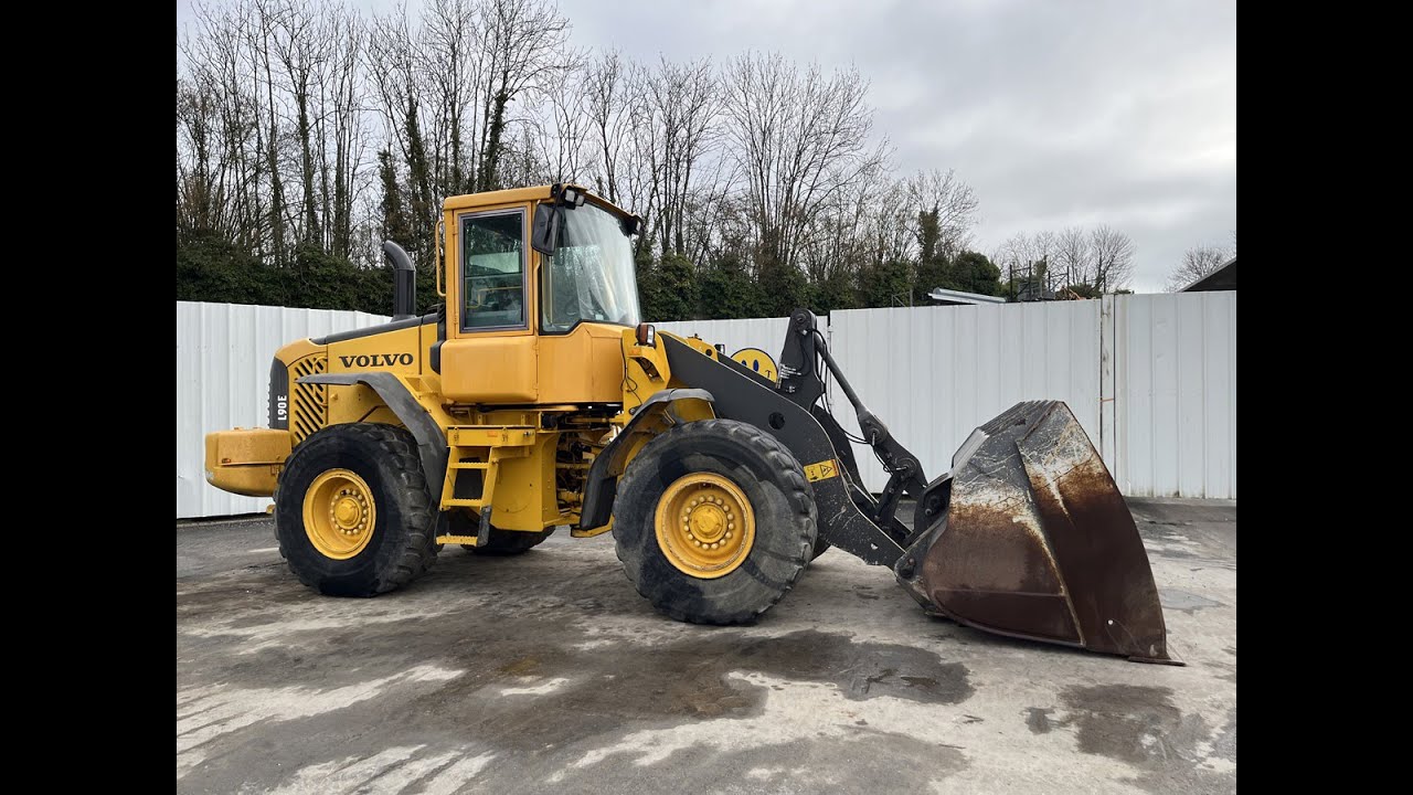 Chargeuse sur pneus Volvo L90E