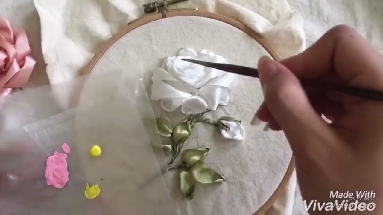 DIY- Hướng dẫn thêu ruy băng hoa hồng căn bản [Ribbon Embroidery roses]