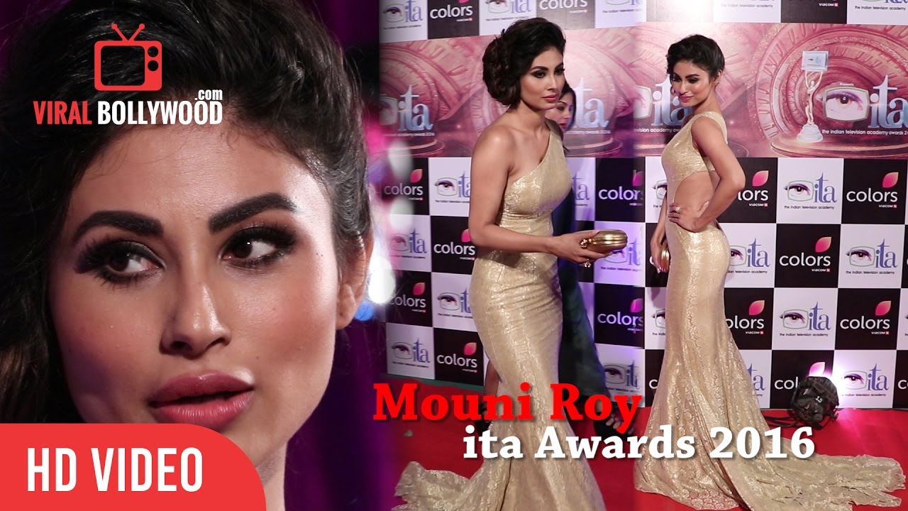 Mouni Roy at ITA Awards 2016 | 16th Indian Television Academy Awards