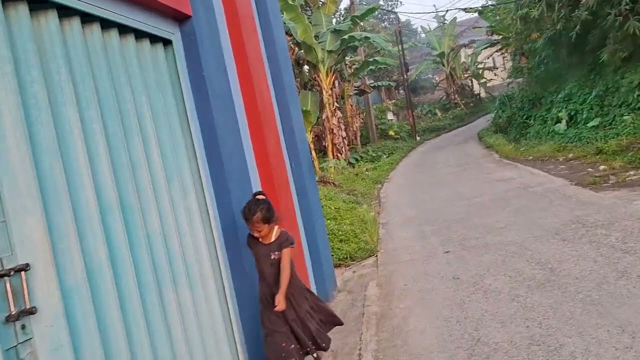 Jelajahi kp. Babakan desa Situ Daun, Kec. Tenjolaya, Kab. Bogor, Jawa Barat.