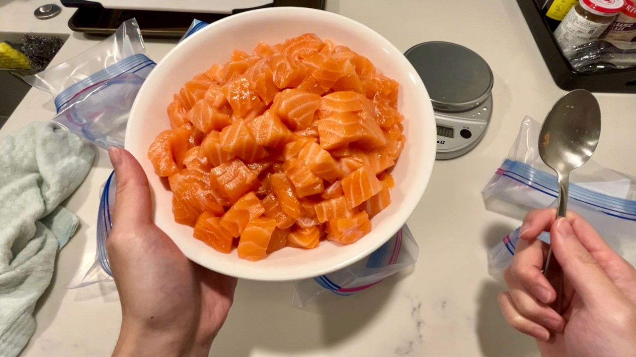 POV: Meal-prep for my freezer | Salmon poké